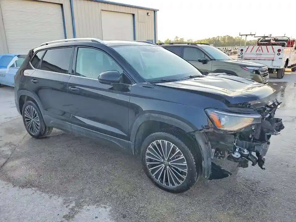3VVSC7B21TM007520 2026 VOLKSWAGEN TAOS SE-3