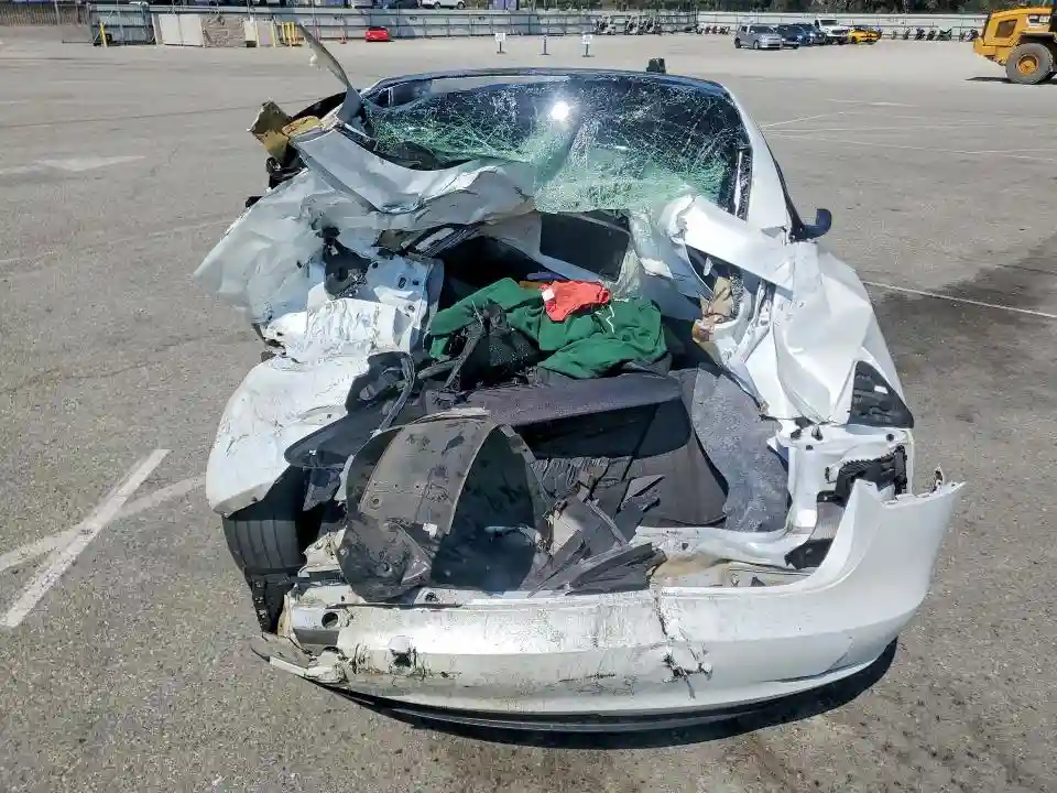 5YJ3E1EA0PF665515 2023 TESLA MODEL 3-5