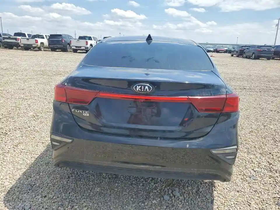 3KPF24AD7KE127349 2019 KIA FORTE-5
