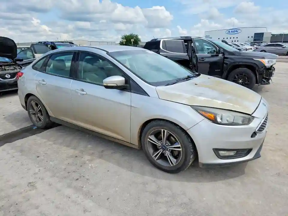 1FADP3FE2HL204784 2017 FORD FOCUS-3