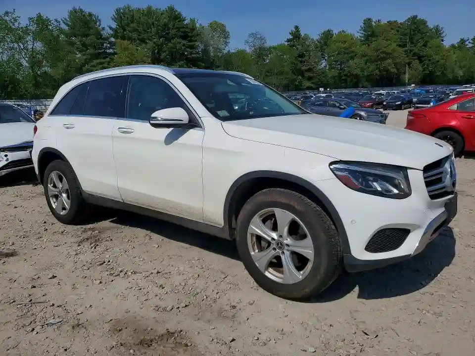 WDC0G4KBXJV040327 2018 MERCEDES-BENZ GLC-CLASS-3