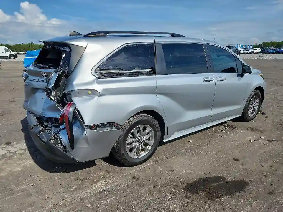 5TDKRKEC7NS083332 2022 TOYOTA SIENNA-2