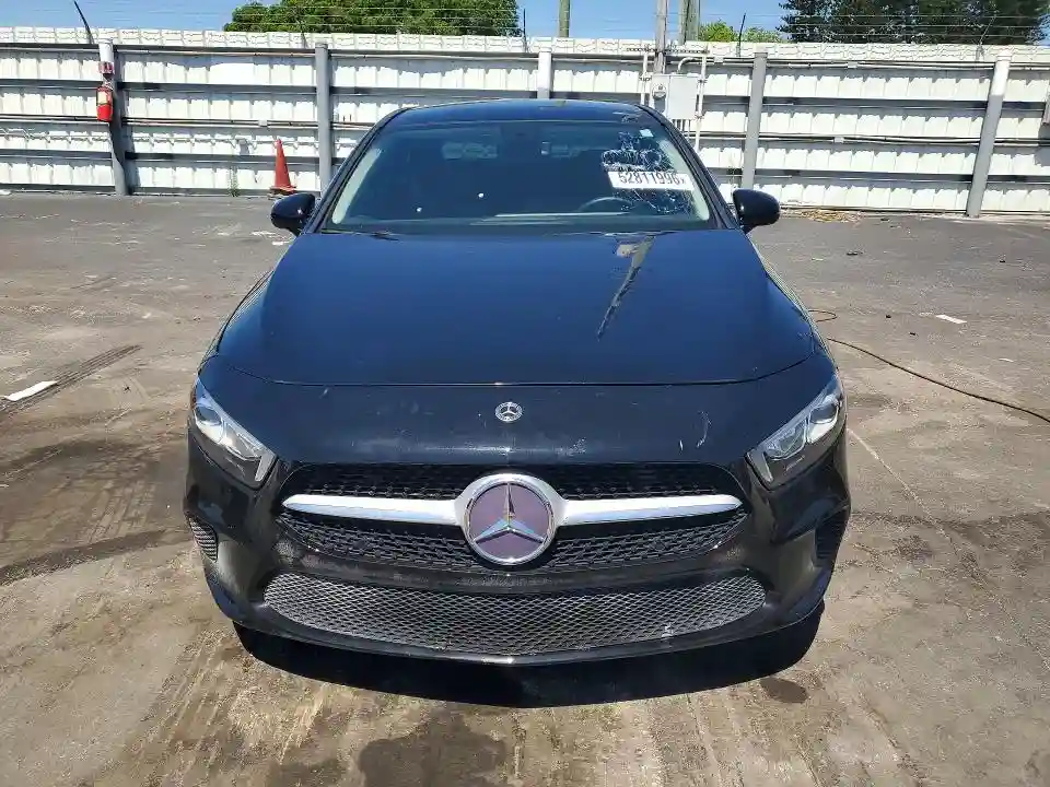 WDD3G4EB9KW019307 2019 MERCEDES-BENZ A-CLASS-4