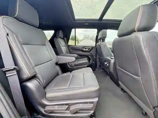 1GKS2BKT7NR237808 2022 GMC YUKON-5