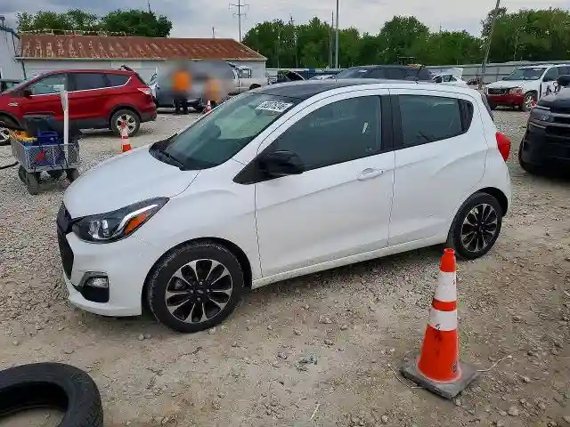 KL8CD6SA1MC227639 2021 CHEVROLET SPARK-0