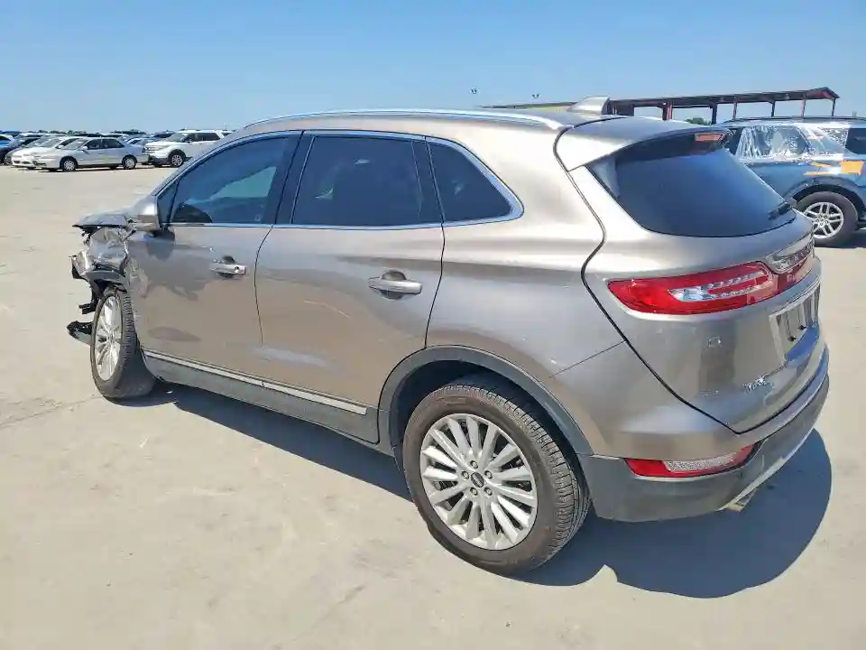 5LMCJ1C99KUL39029 2019 LINCOLN MKZ-1