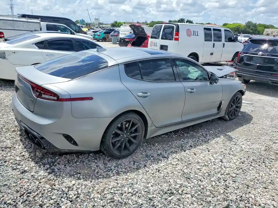 KNAE55LC7P6134745 2023 KIA STINGER-2