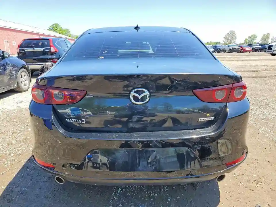 3MZBPADM8KM104689 2019 MAZDA 3-5
