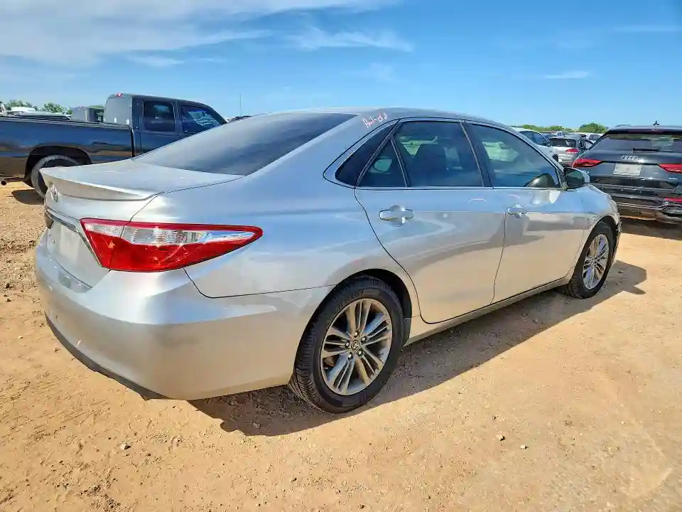 4T1BF1FK0FU972779 2015 TOYOTA CAMRY-2