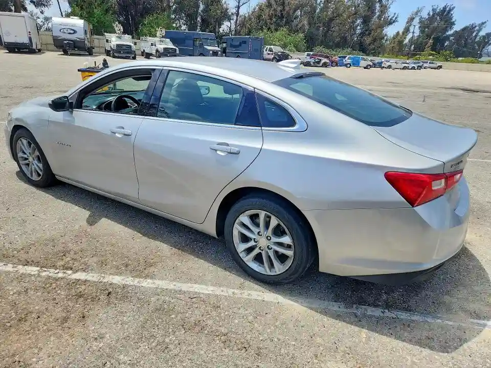 1G1ZD5ST9JF154245 2018 CHEVROLET MALIBU-1