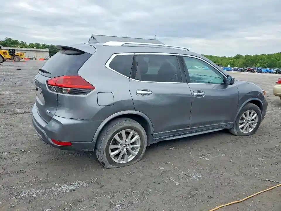 KNMAT2MT7JP536321 2018 NISSAN ROGUE-2