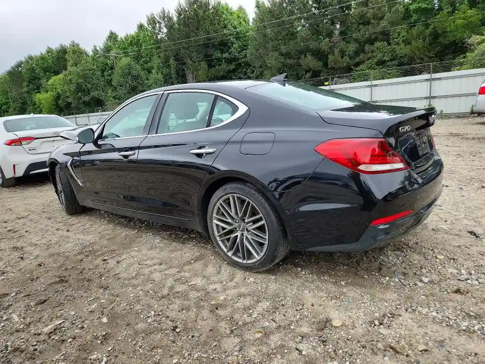 KMTG64LA3KU035251 2019 GENESIS G70-1