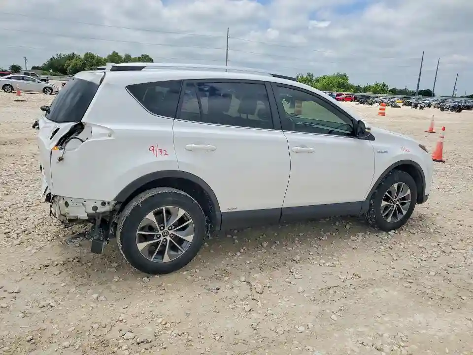 JTMRJREV6GD043256 2016 TOYOTA RAV4-2