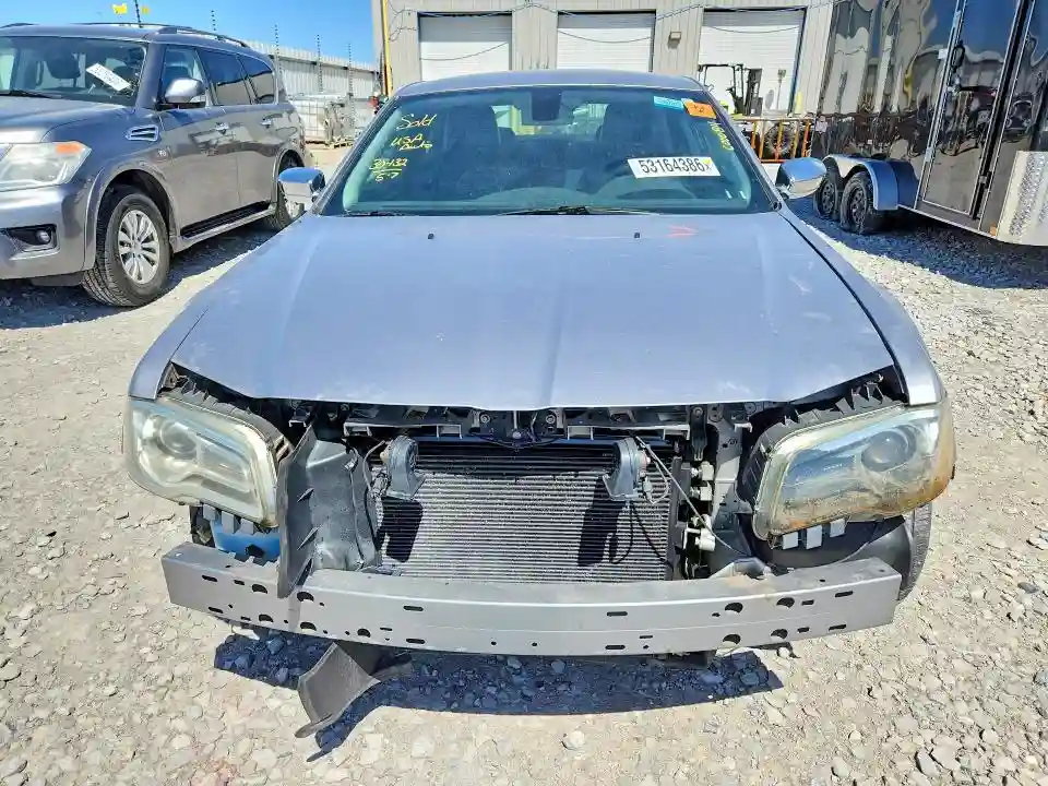 2C3CCAEGXJH145936 2018 CHRYSLER 300-4