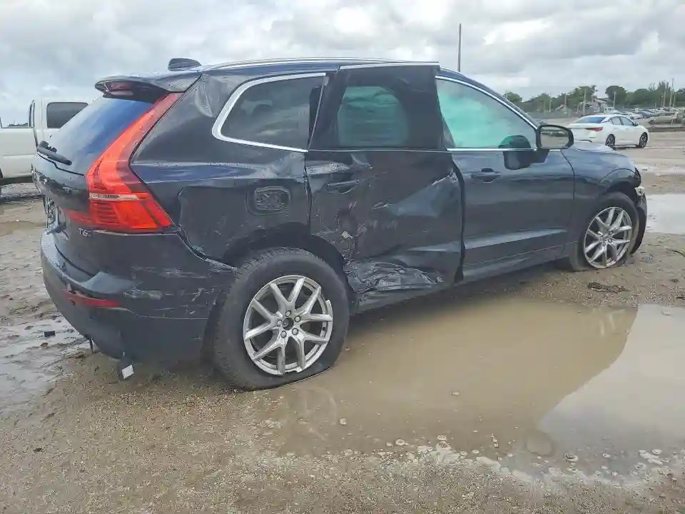 YV4A22RK6M1722651 2021 VOLVO XC60-2