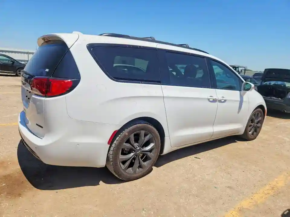 2C4RC1GG5KR570155 2019 CHRYSLER PACIFICA-2