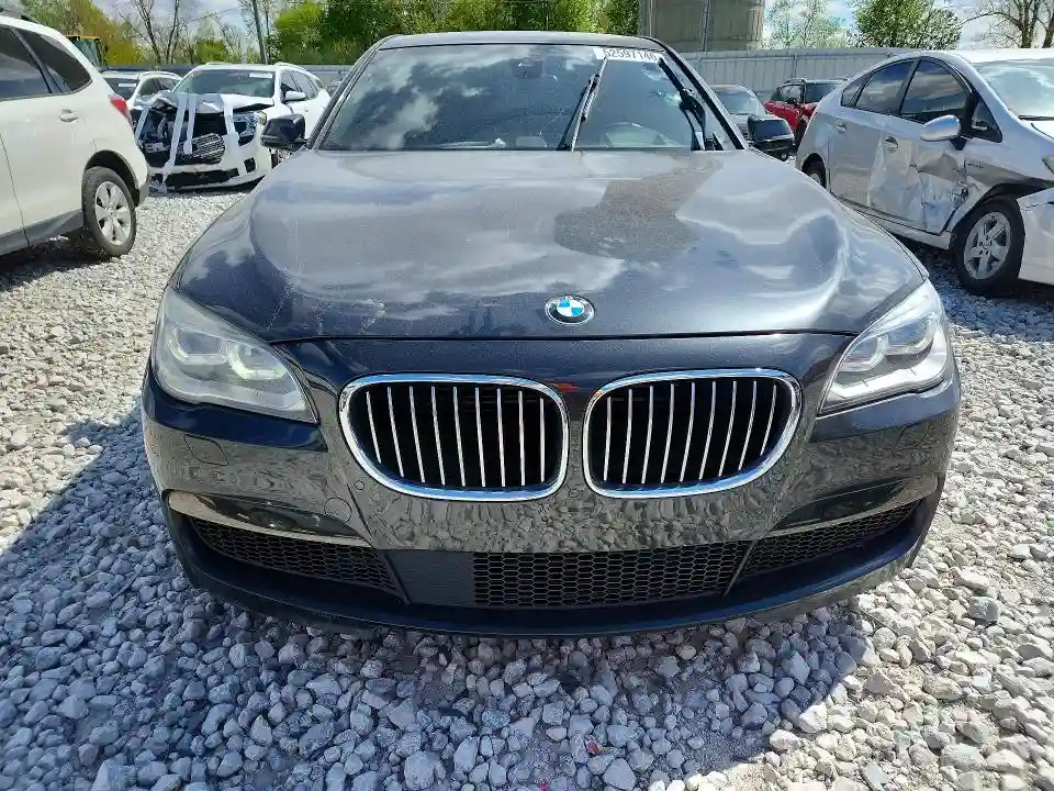 WBAYB6C5XFD966121 2015 BMW 7 SERIES-4