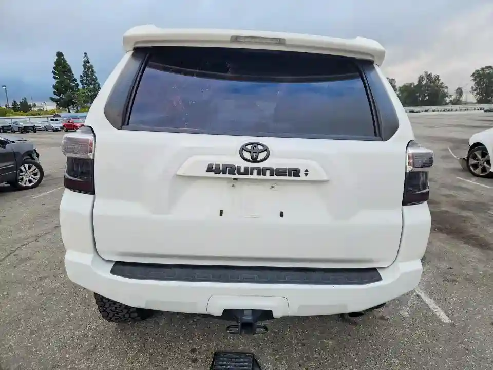 JTEMU5JRXP6102148 2023 TOYOTA 4RUNNER-5