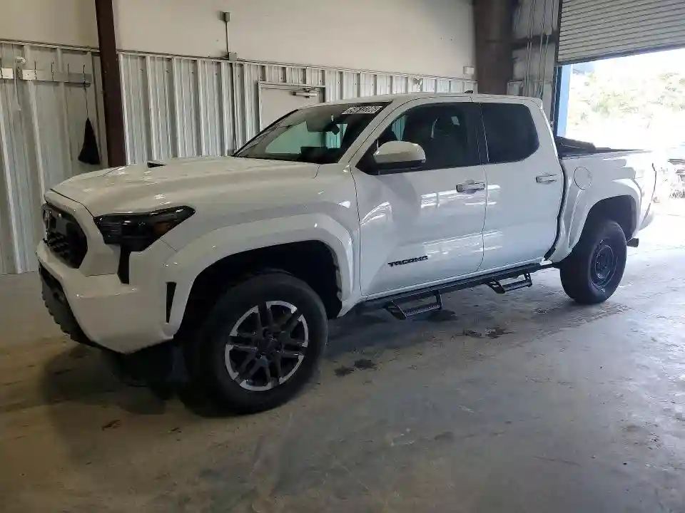 3TYLE5JN8RT023532 2024 TOYOTA TACOMA-0