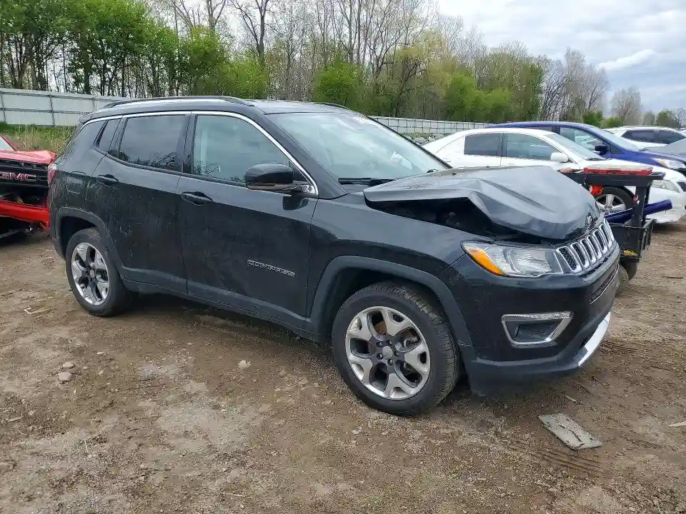 3C4NJDCB8MT525811 2021 JEEP COMPASS-3