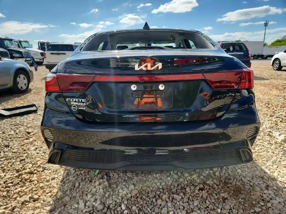3KPF24ADXPE669892 2023 KIA FORTE-5