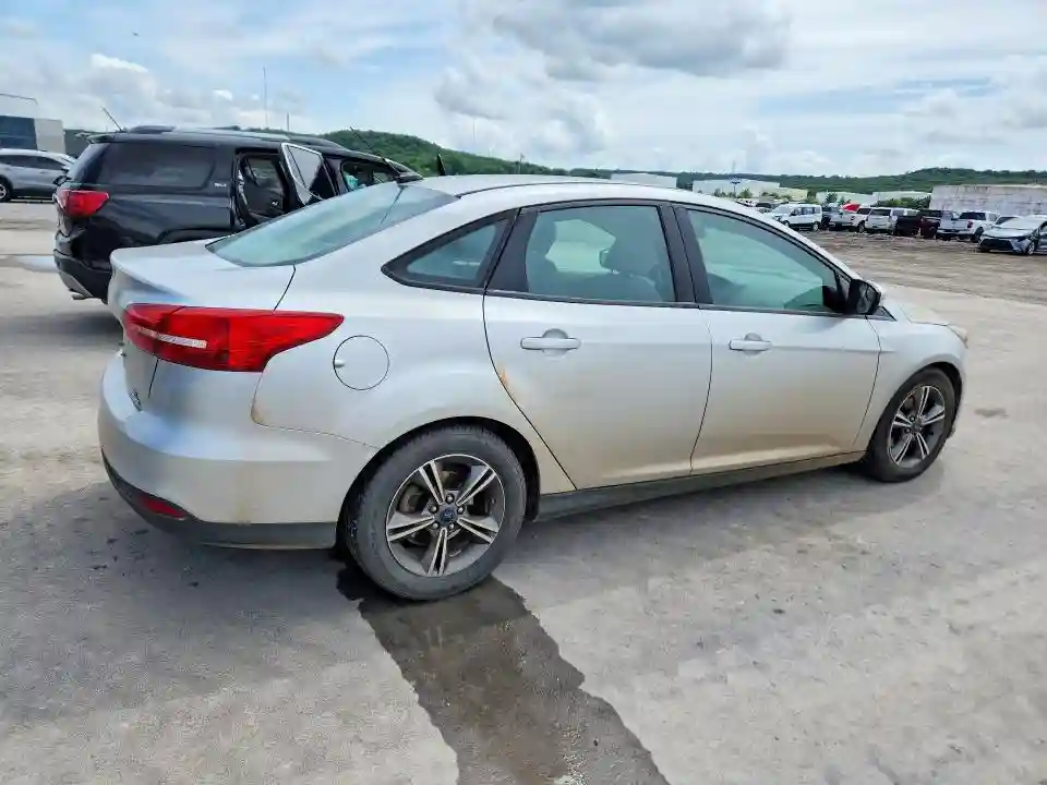 1FADP3FE2HL204784 2017 FORD FOCUS-2