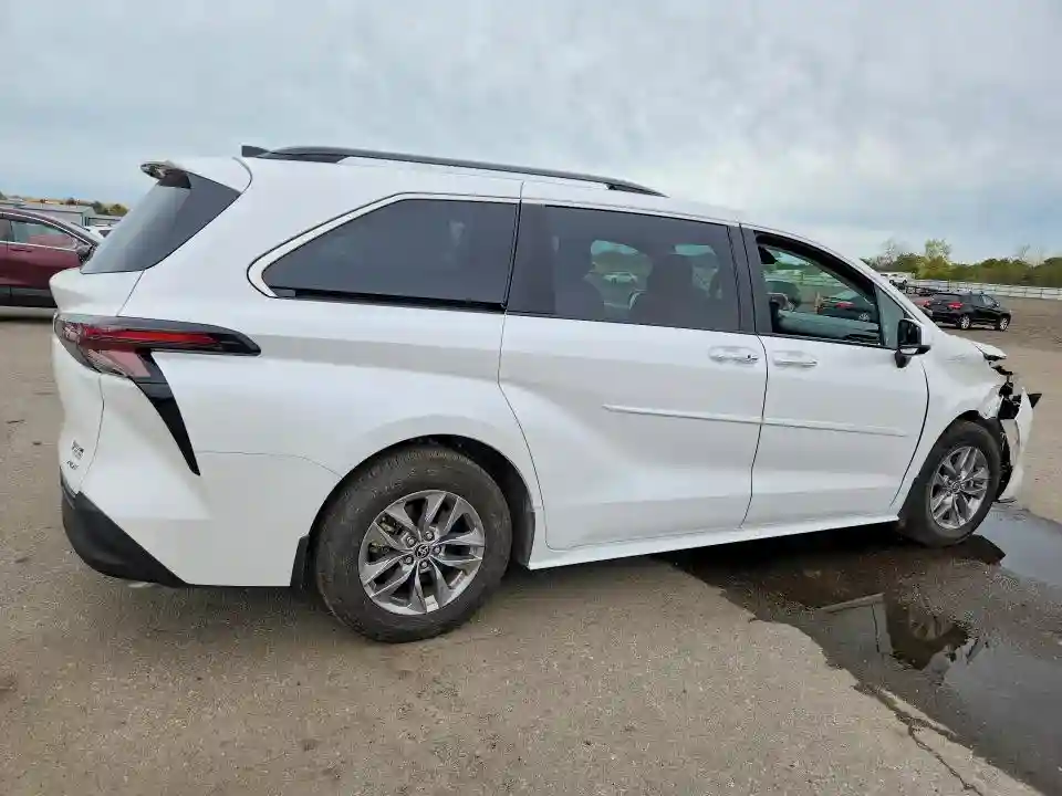 5TDJRKEC1SS253627 2025 TOYOTA SIENNA-2