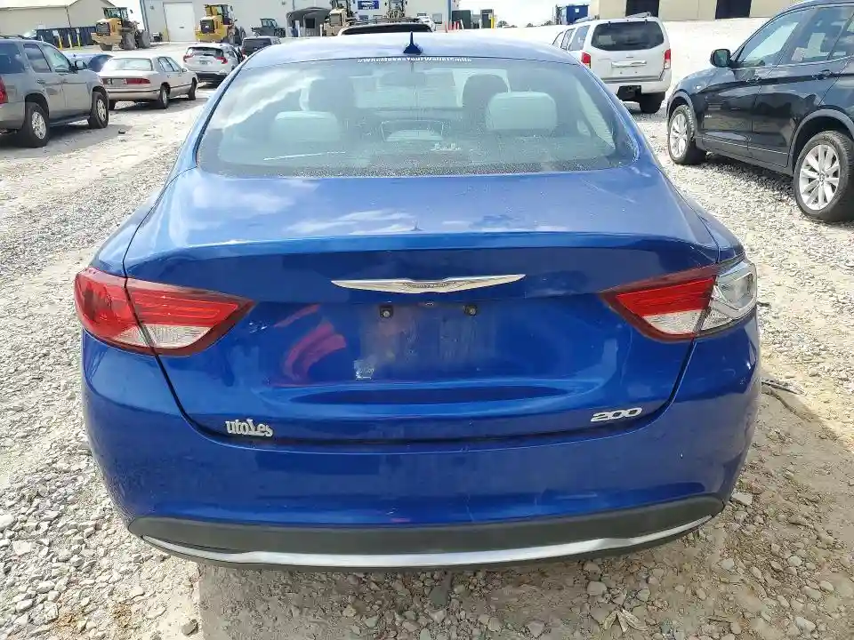 1C3CCCAB8FN699741 2015 CHRYSLER 200-5