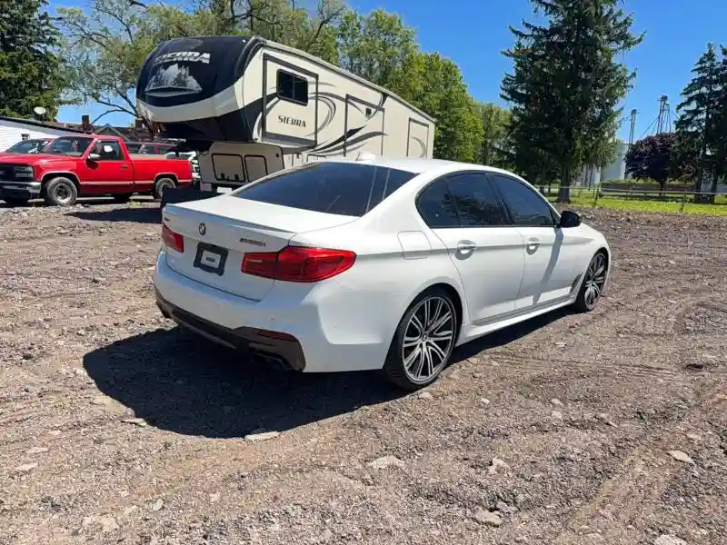 WBAJB9C57JB049807 2018 BMW M5-3