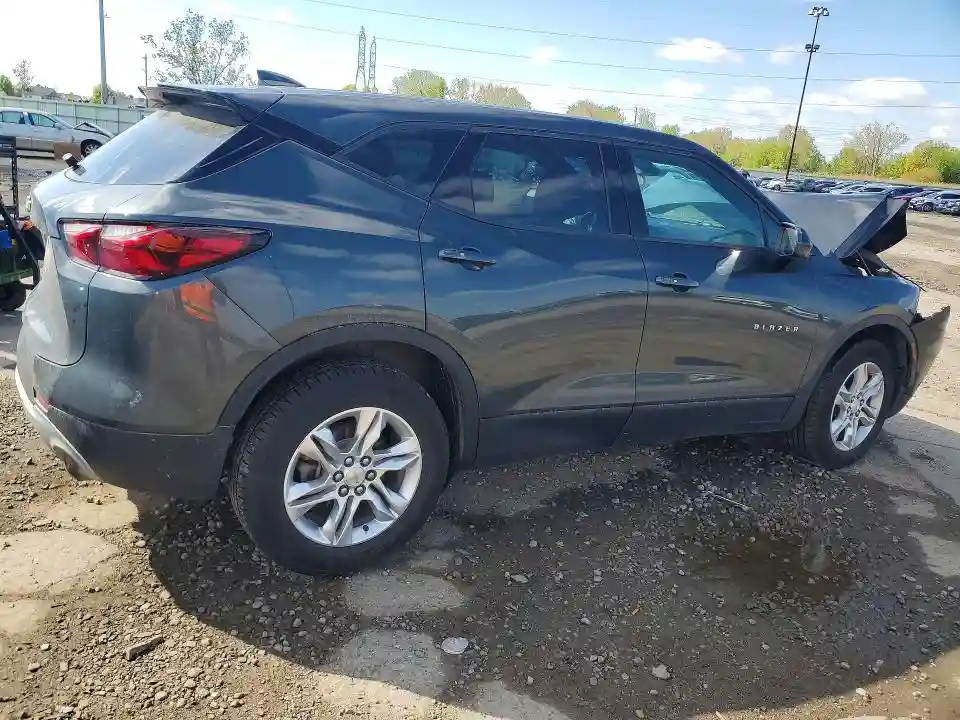 3GNKBGRS3KS649228 2019 CHEVROLET BLAZER-2