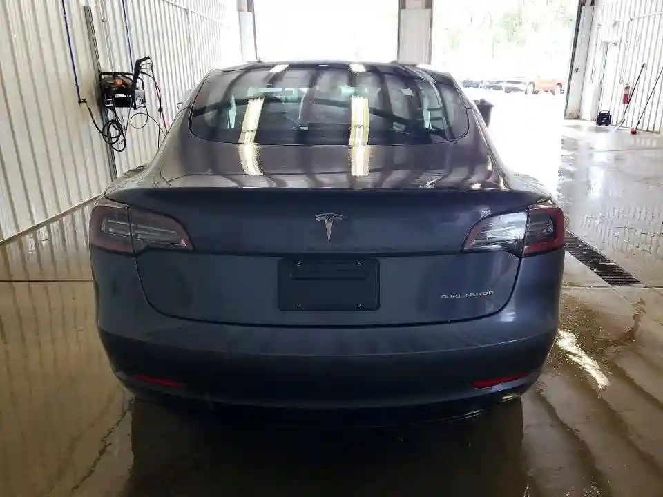 5YJ3E1EB5MF979696 2021 TESLA MODEL 3-5