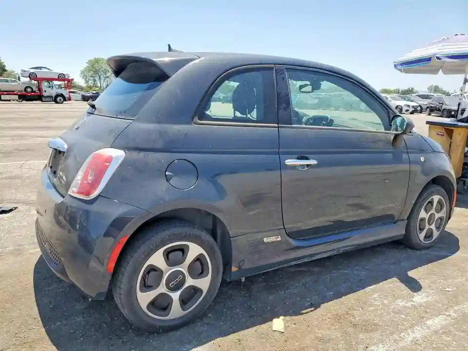 3C3CFFGE1HT514118 2017 FIAT 500-2