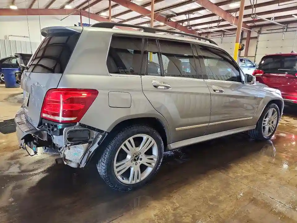 WDCGG8JB5FG410621 2015 MERCEDES-BENZ GLK-CLASS-2