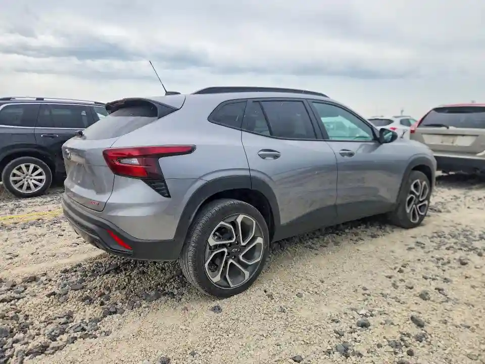 KL77LJEP9SC015368 2025 CHEVROLET TRAX-2