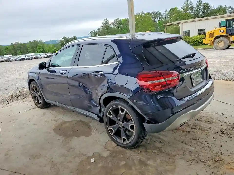 WDCTG4EB7JJ424002 2018 MERCEDES-BENZ GLA-CLASS-1