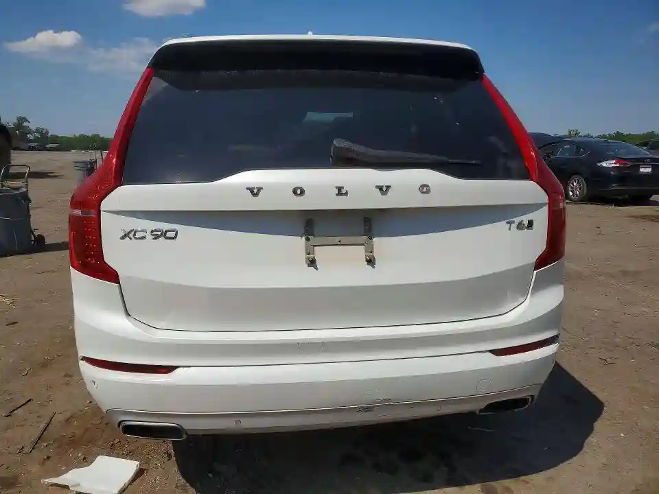 YV4A22PK4H1141464 2017 VOLVO XC90-5