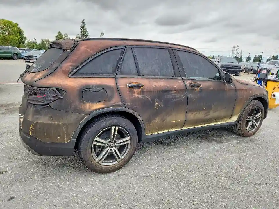 W1N0G8DB3NV328408 2022 MERCEDES-BENZ GLC-CLASS-2