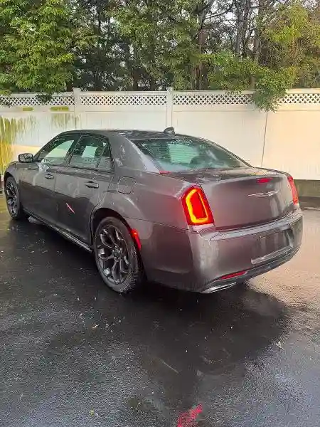 2C3CCABG5LH158682 2020 CHRYSLER 300-2