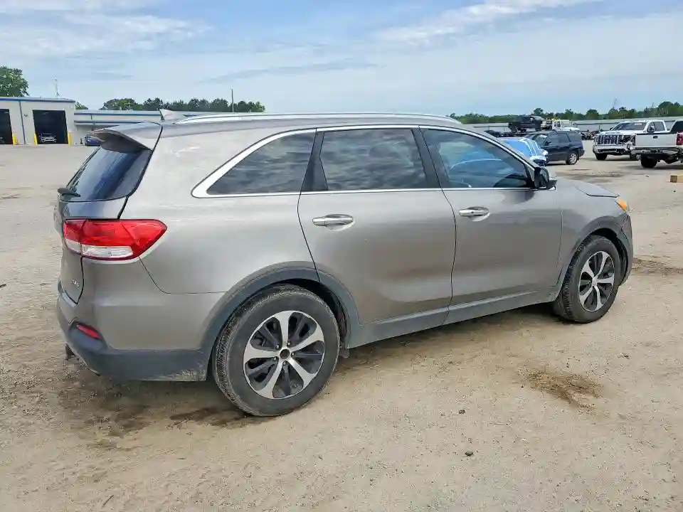 5XYPH4A5XJG385880 2018 KIA SORENTO-2