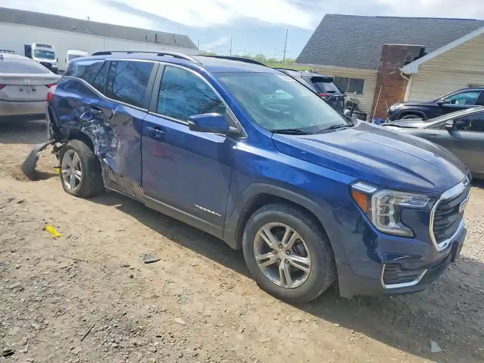 3GKALTEVXNL228345 2022 GMC TERRAIN-3