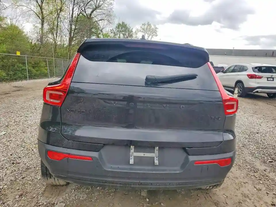 YV4162UK1L2283136 2020 VOLVO XC40-5
