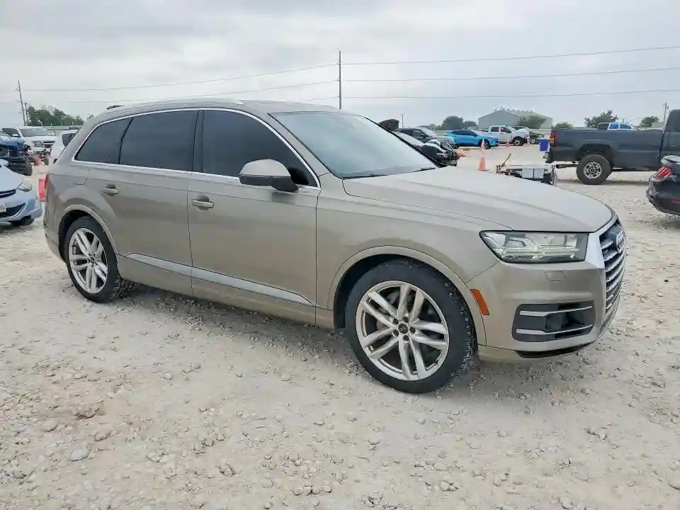 WA1VAAF77HD023125 2017 AUDI Q7-3