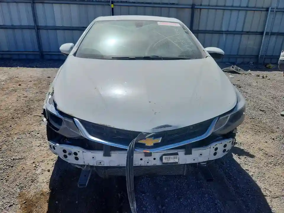 1G1BE5SM5H7267587 2017 CHEVROLET CRUZE-4