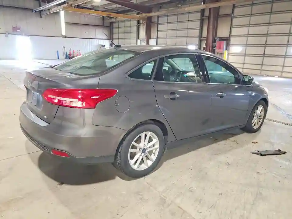 1FADP3F26HL293555 2017 FORD FOCUS-2