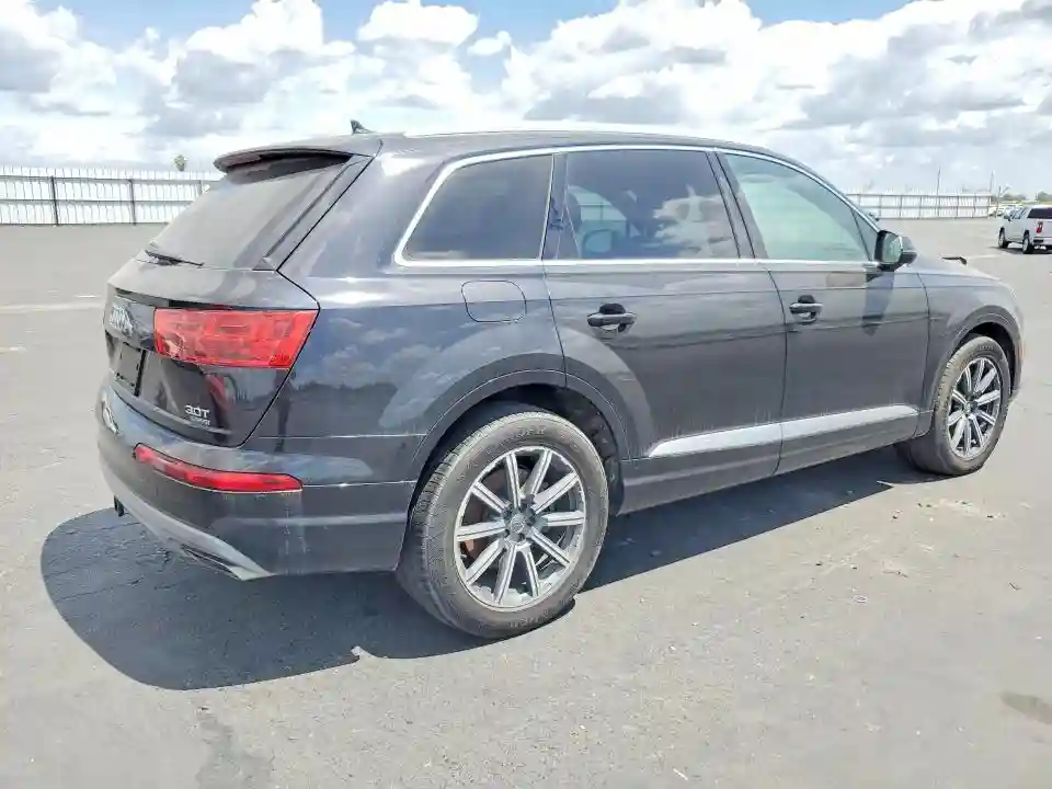 WA1LAAF75HD013409 2017 AUDI Q7-2