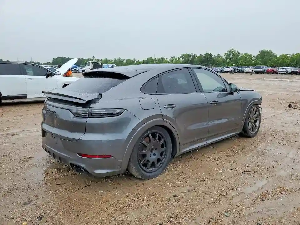 WP1BG2AY5PDA33226 2023 PORSCHE CAYENNE-2