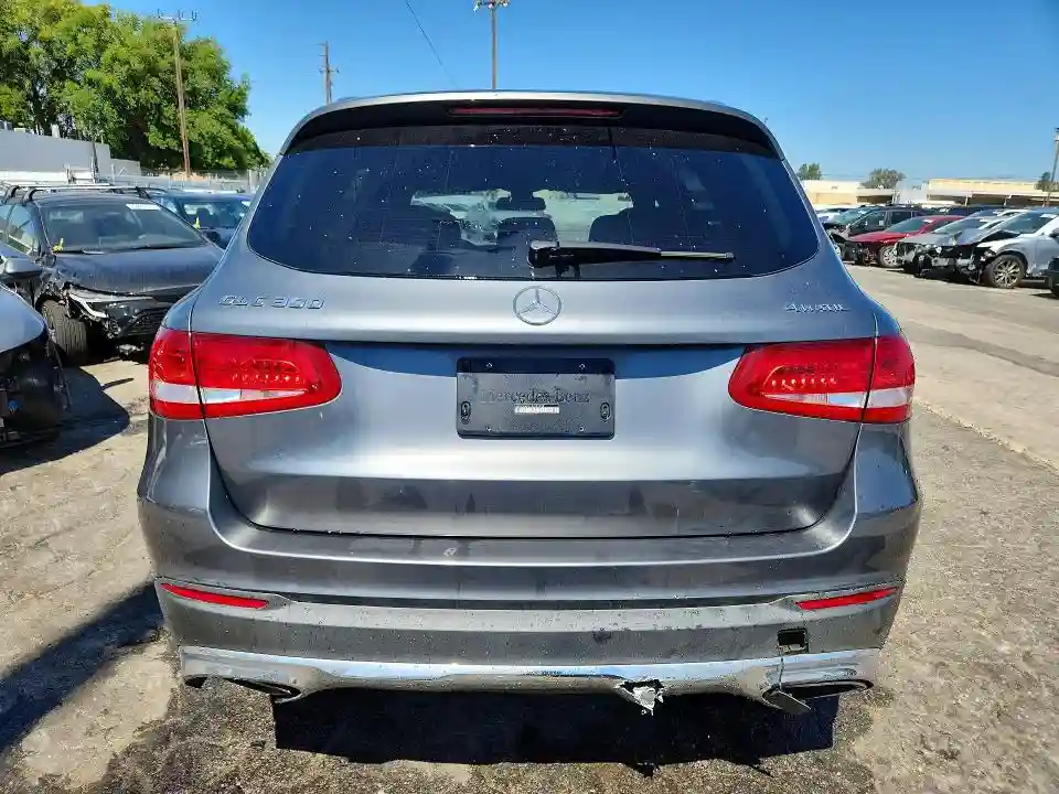 WDC0G4KB1JV092929 2018 MERCEDES-BENZ GLC-CLASS-5