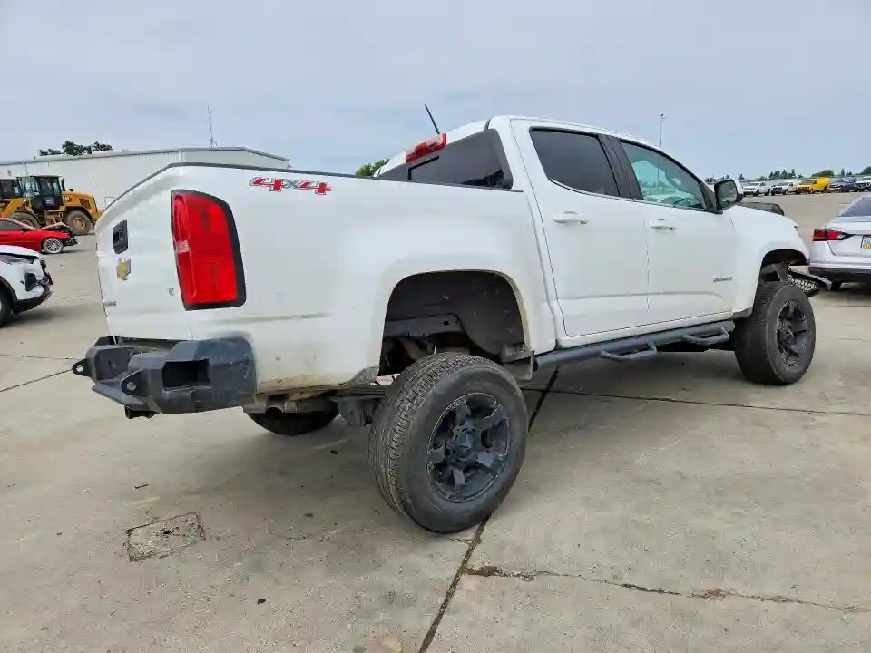 1GCGTCEN2J1204791 2018 CHEVROLET COLORADO-2