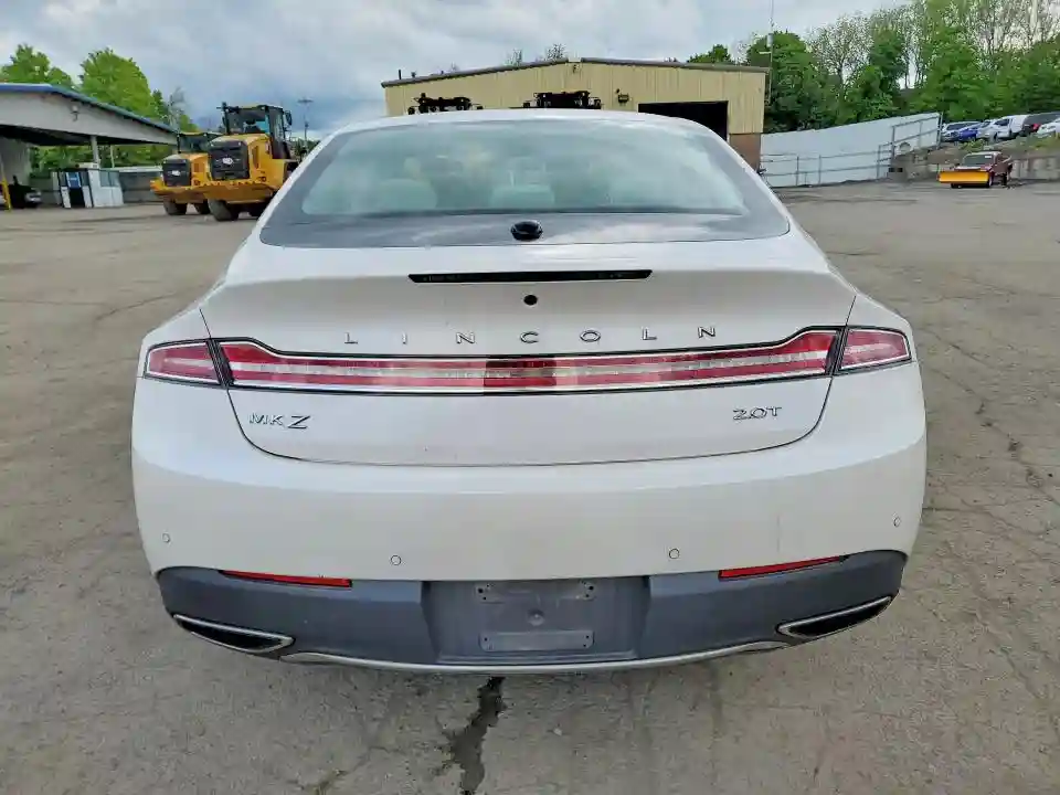 3LN6L5C90JR628792 2018 LINCOLN MKZ-5