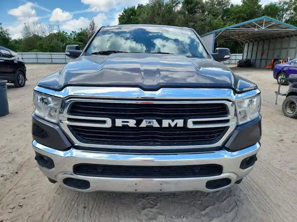1C6RREBT5KN763405 2019 RAM 1500-4
